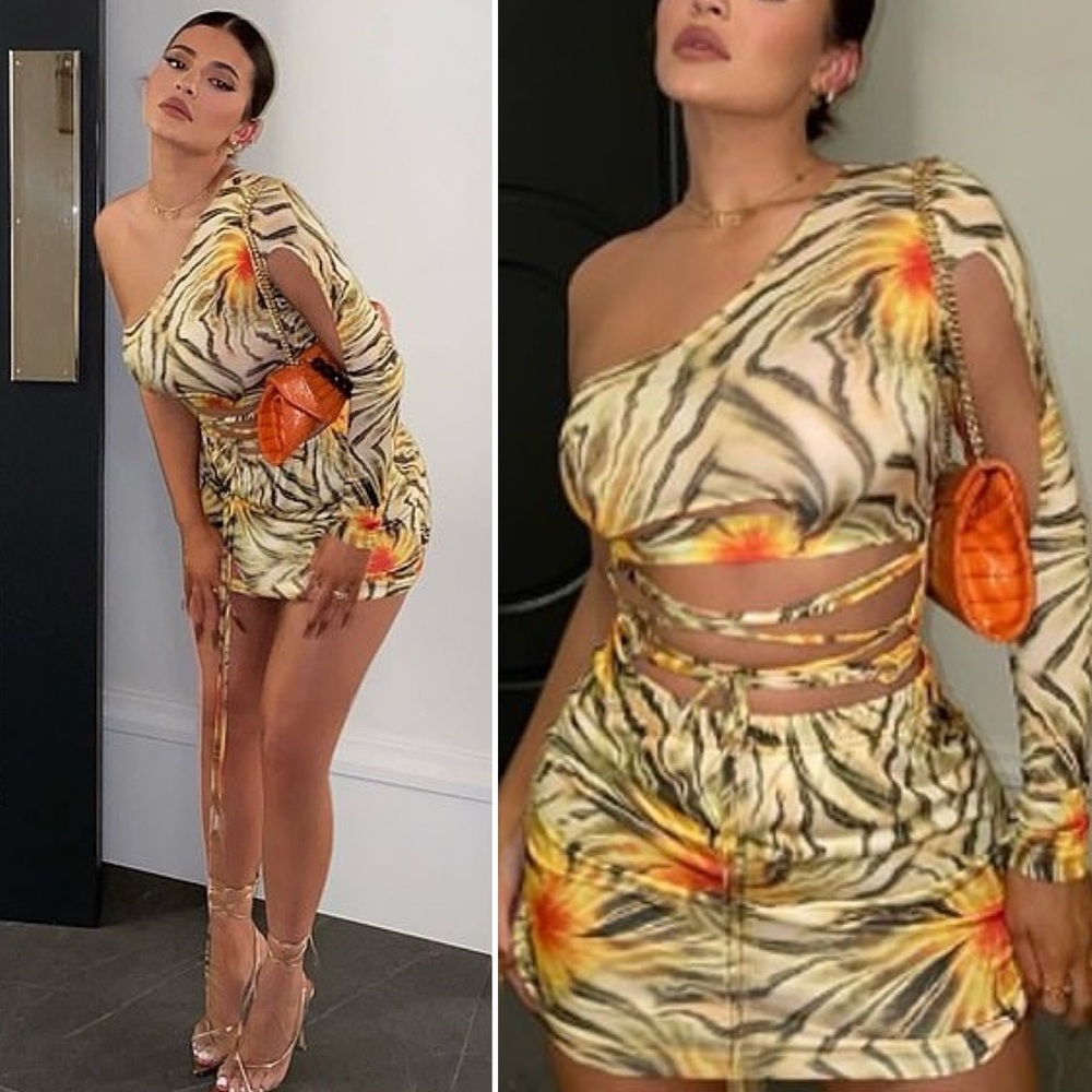 Kim Shui One-Shoulder Zebra Print Top - Orange and Yellow Accents